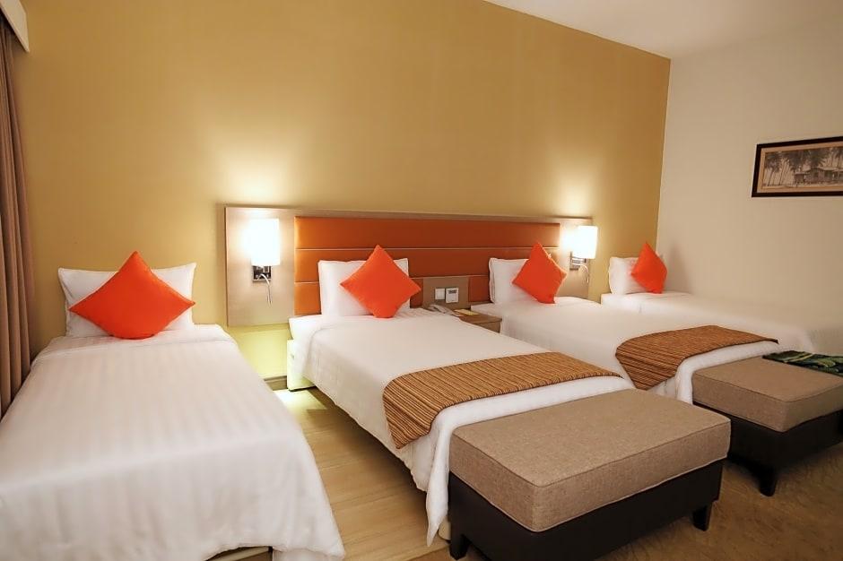 Raia Hotel & Convention Centre Terengganu Kuala Terengganu Buitenkant foto