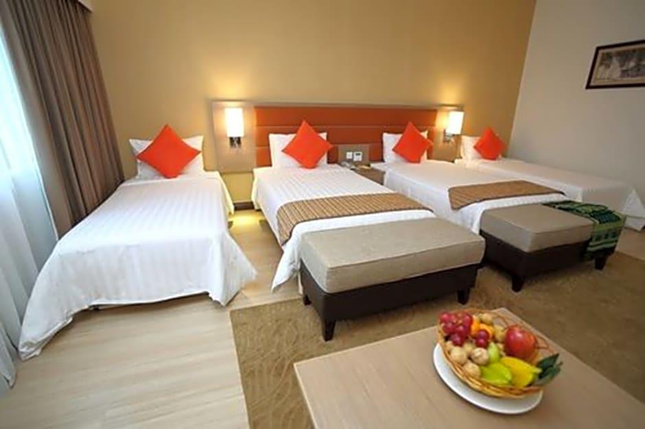 Raia Hotel & Convention Centre Terengganu Kuala Terengganu Buitenkant foto