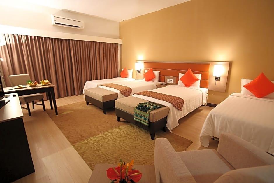 Raia Hotel & Convention Centre Terengganu Kuala Terengganu Buitenkant foto