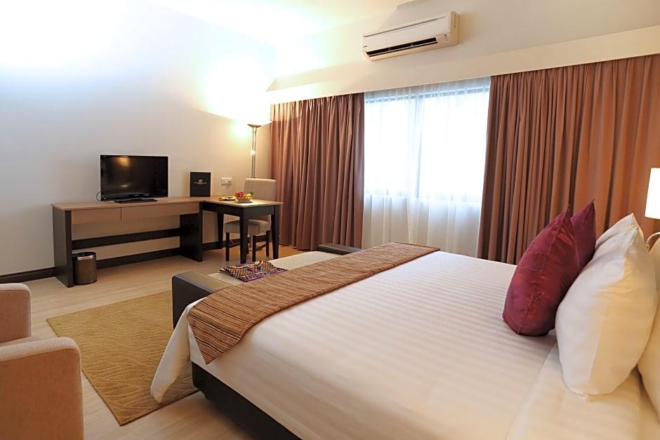 Raia Hotel & Convention Centre Terengganu Kuala Terengganu Buitenkant foto