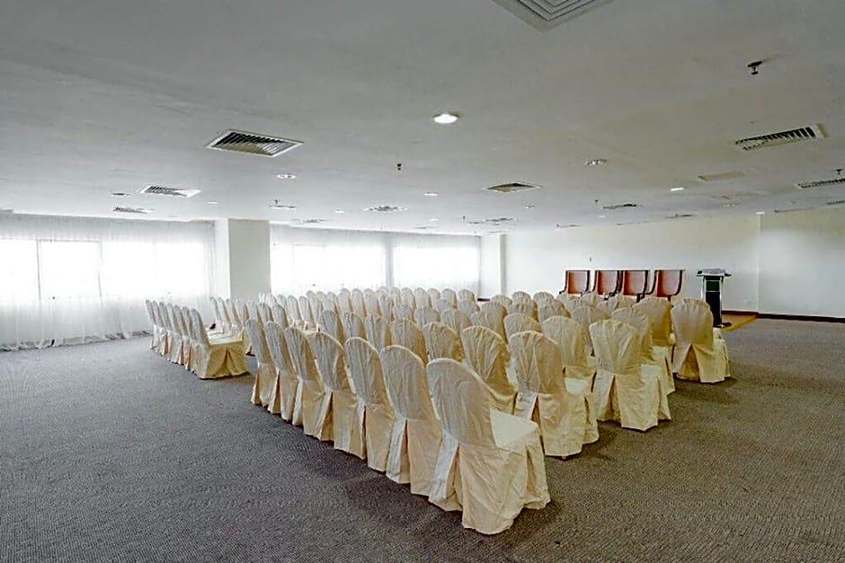 Raia Hotel & Convention Centre Terengganu Kuala Terengganu Buitenkant foto
