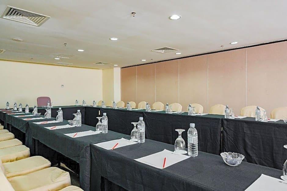 Raia Hotel & Convention Centre Terengganu Kuala Terengganu Buitenkant foto