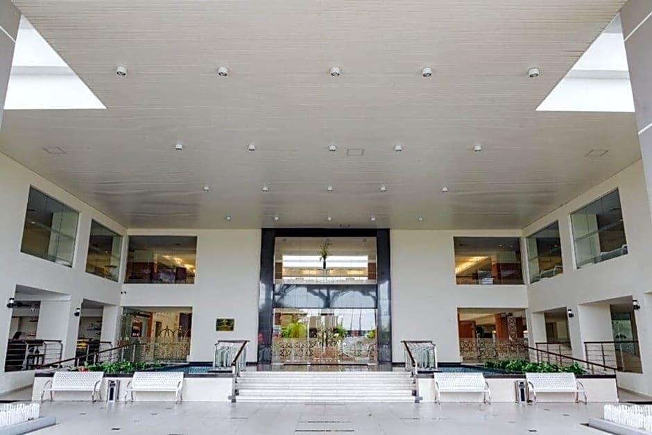 Raia Hotel & Convention Centre Terengganu Kuala Terengganu Buitenkant foto