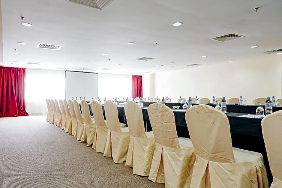 Raia Hotel & Convention Centre Terengganu Kuala Terengganu Buitenkant foto