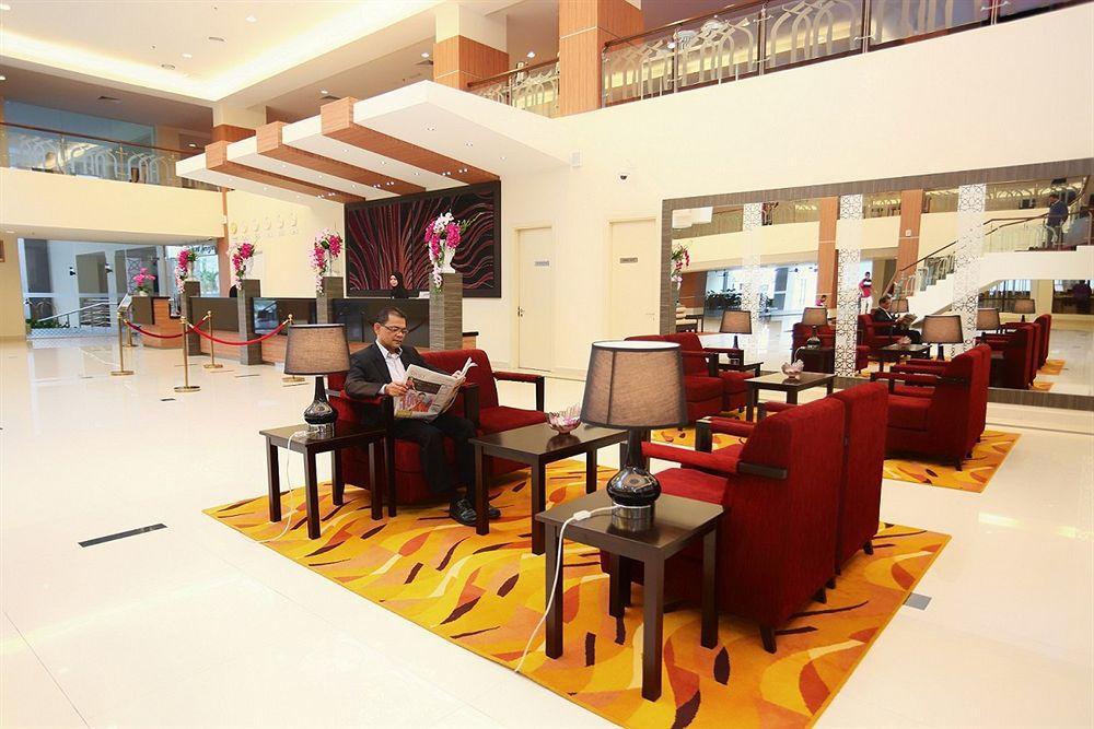 Raia Hotel & Convention Centre Terengganu Kuala Terengganu Buitenkant foto