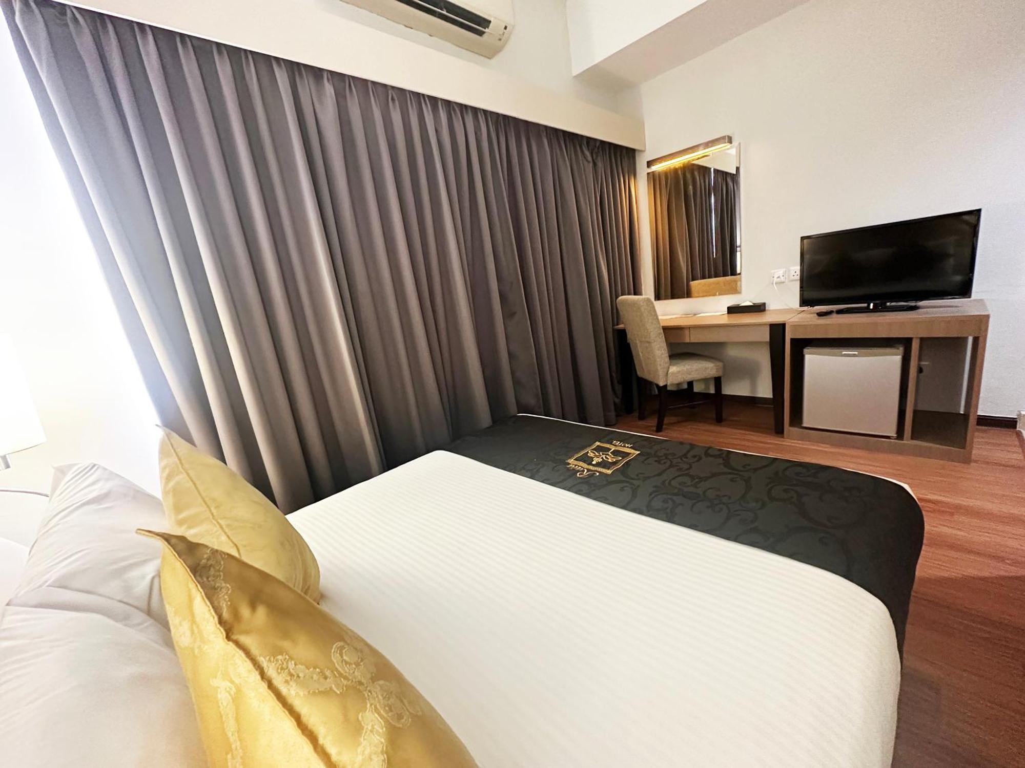 Raia Hotel & Convention Centre Terengganu Kuala Terengganu Buitenkant foto