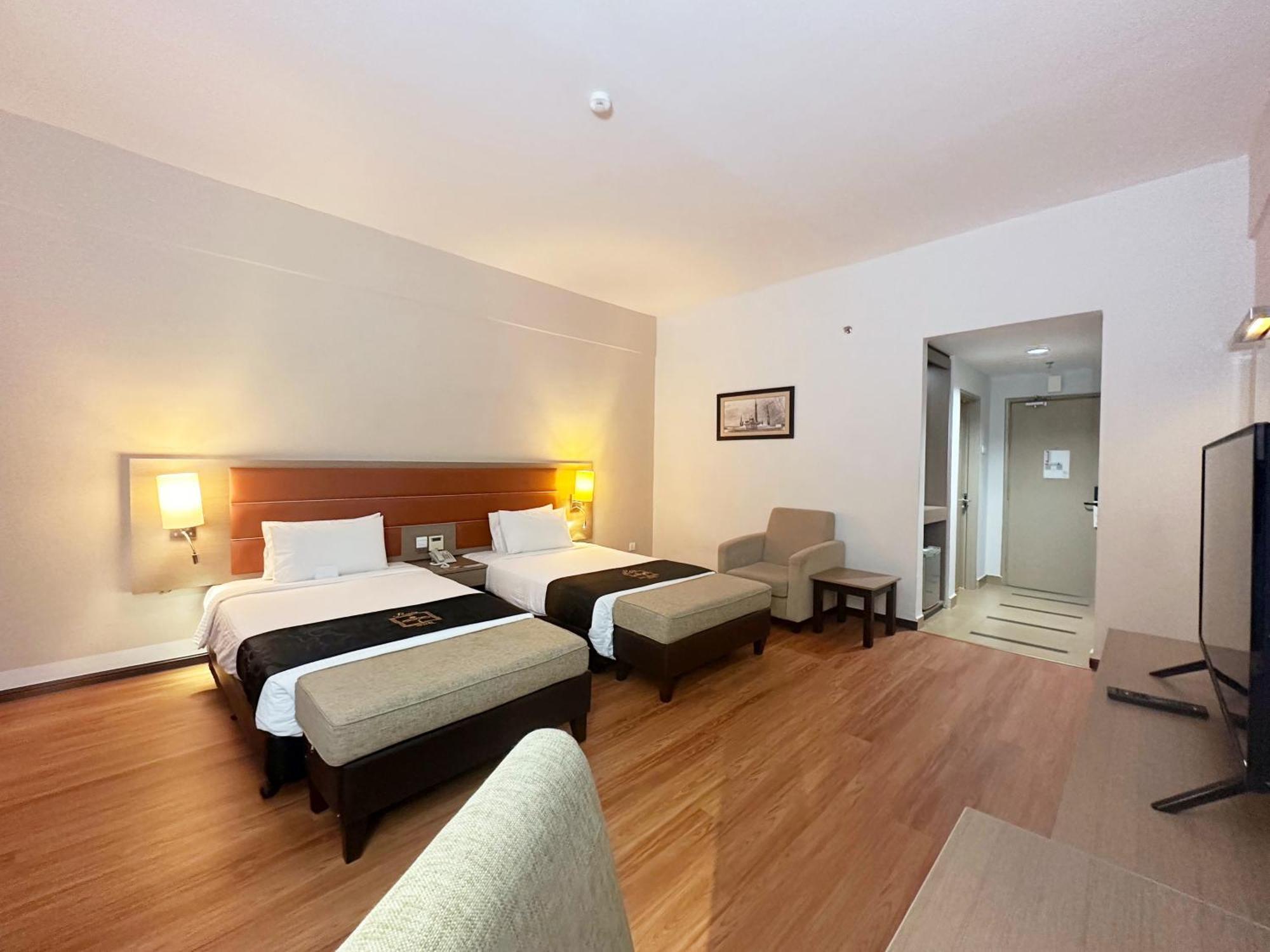 Raia Hotel & Convention Centre Terengganu Kuala Terengganu Buitenkant foto