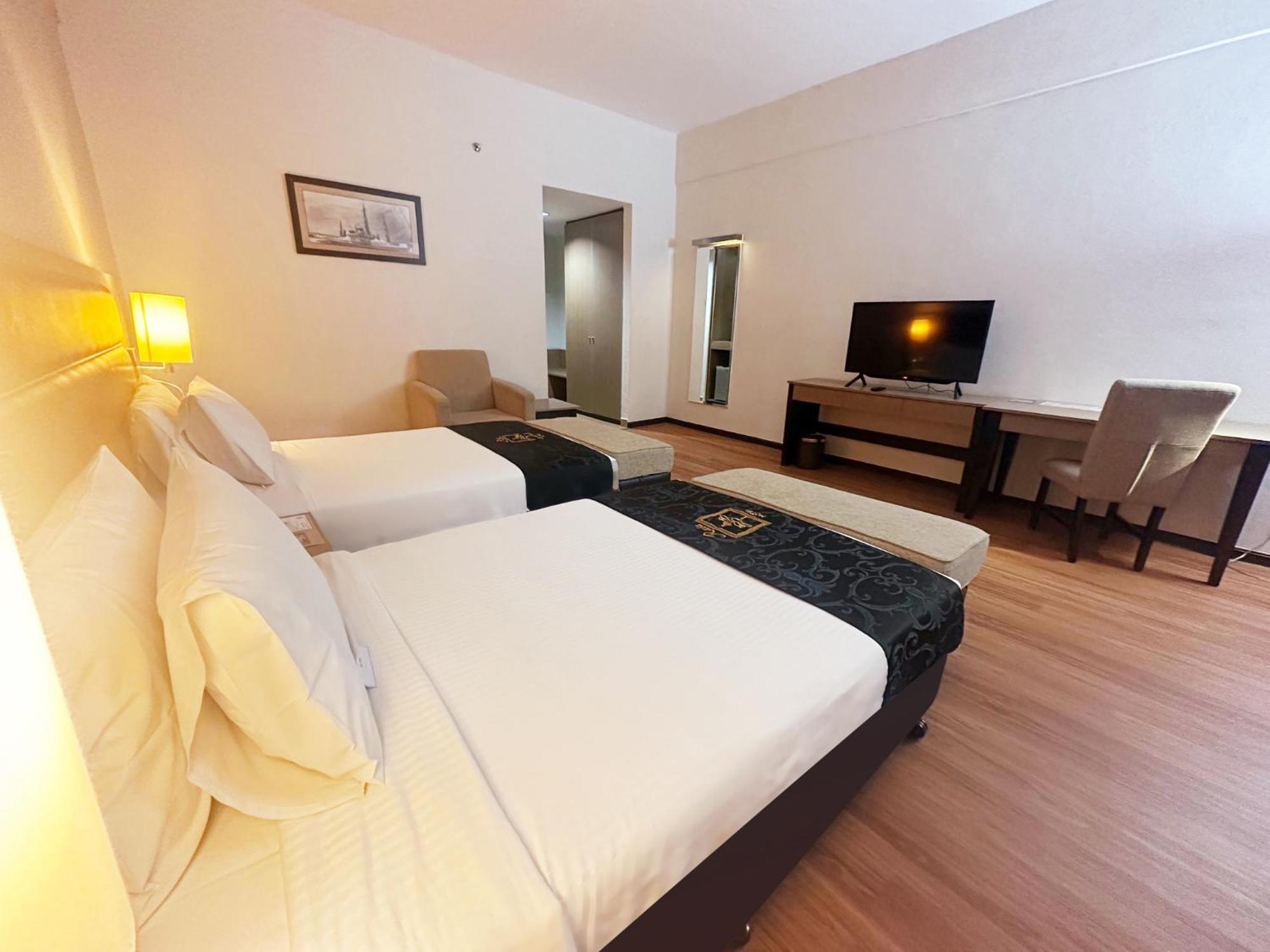 Raia Hotel & Convention Centre Terengganu Kuala Terengganu Buitenkant foto