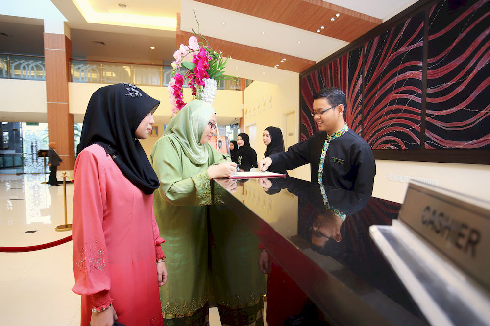 Raia Hotel & Convention Centre Terengganu Kuala Terengganu Buitenkant foto